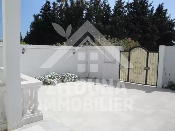 Villa à Louer à La Marsa