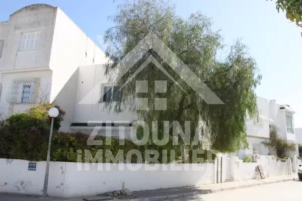 Splendide villa à louer à la Marsa meublée