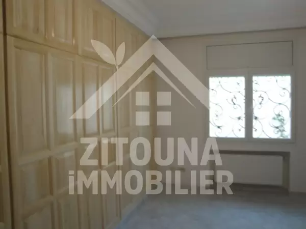 Etage de villa à louer ideal pour petite famille