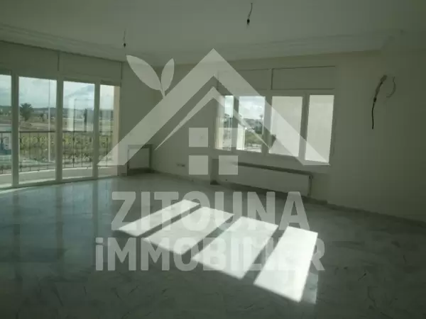 Etage de villa à louer ideal pour petite famille