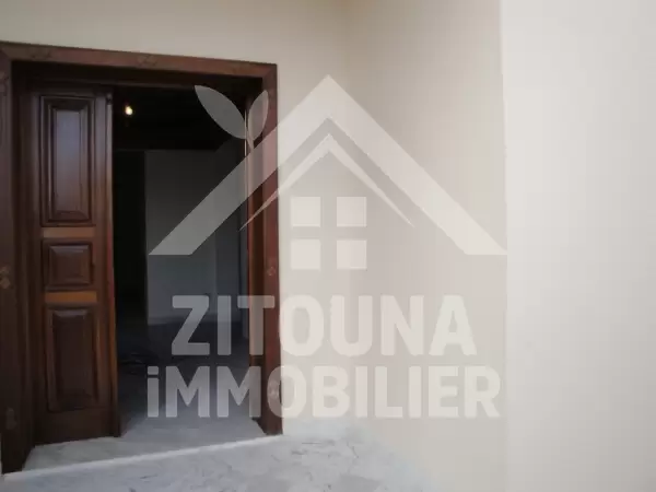 Rez de chaussée de villa à louer