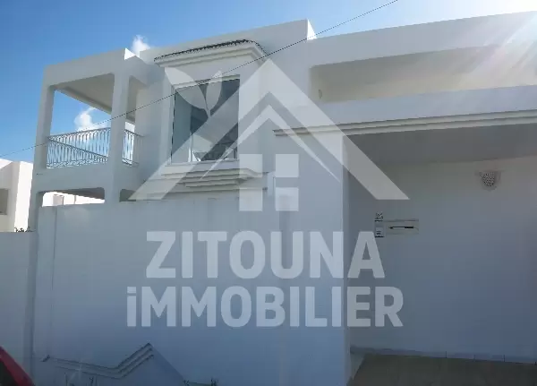 Très belle villa à louer à Gammarth