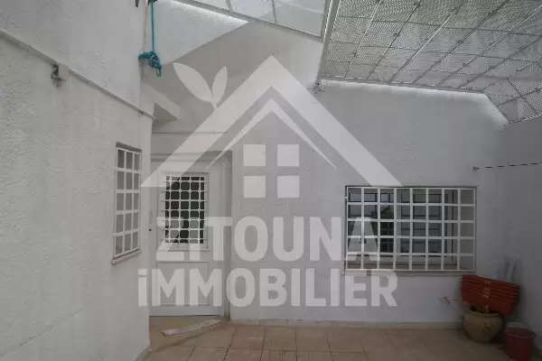 Petit studio sur la route du relais