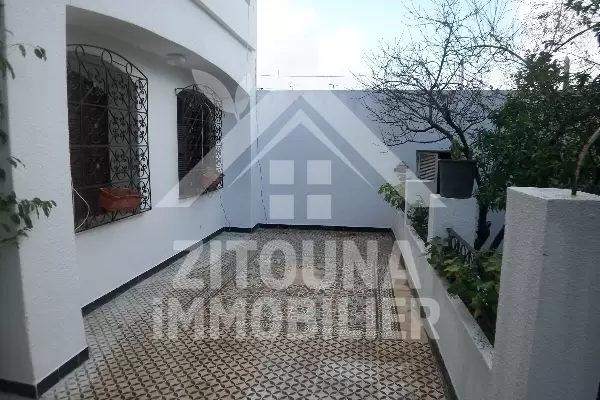 A loué villa sur deux étages