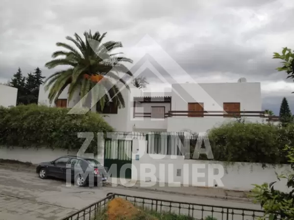 Une grande villa à Mutuelleville