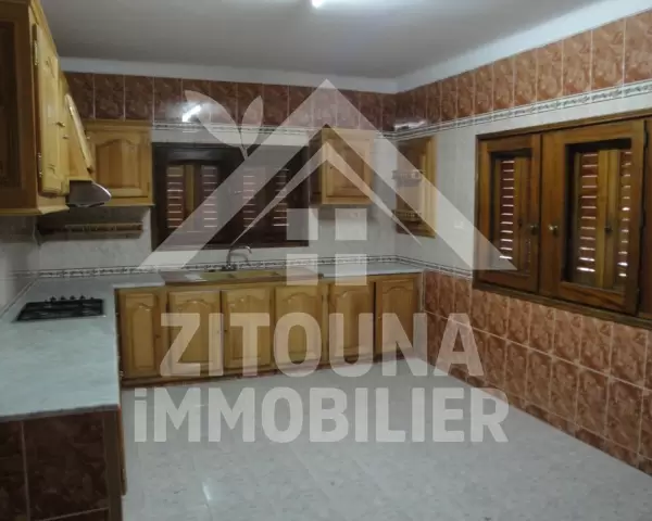 Une grande villa à Mutuelleville