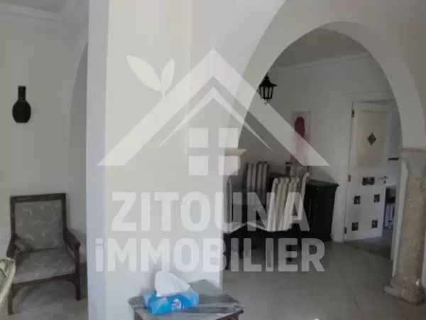 Pour votre séjour à la marsa ,nous vous proposons une belle villa meublée