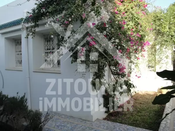 Pour votre séjour à la marsa ,nous vous proposons une belle villa meublée