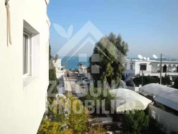Un étage de villa à la Marsa corniche