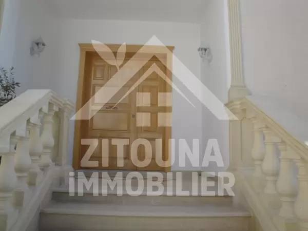 Une villa élégante, rare et neuf à la finition soignée à louer dans un quartier très recherché