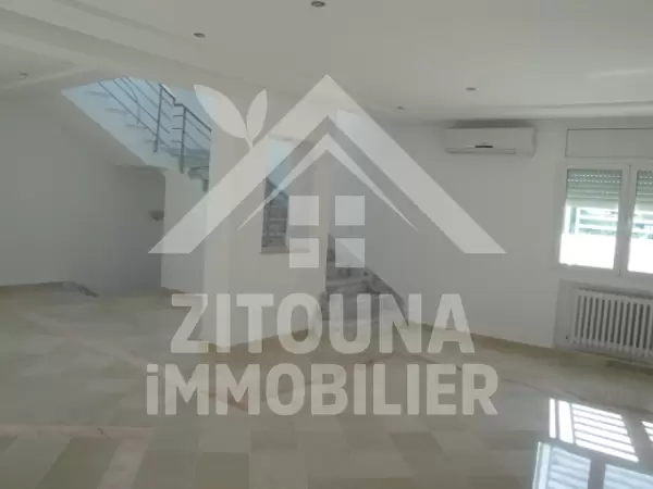 Une villa élégante, rare et neuf à la finition soignée à louer dans un quartier très recherché