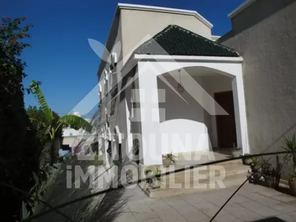 Idéalement placée, cette jolie villa