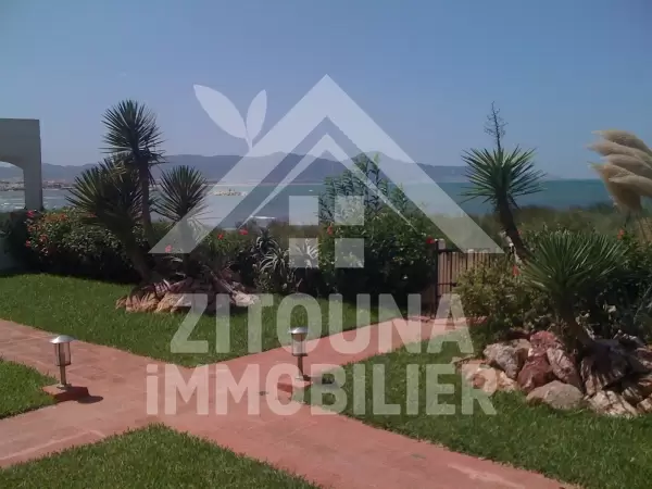 A Nabeul charmante maison, tout en pierre