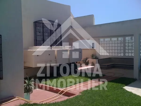 A Nabeul charmante maison, tout en pierre