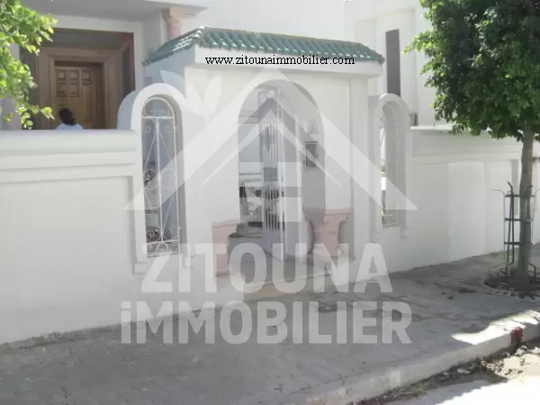 Grande villa neuve à louer vide lac 2