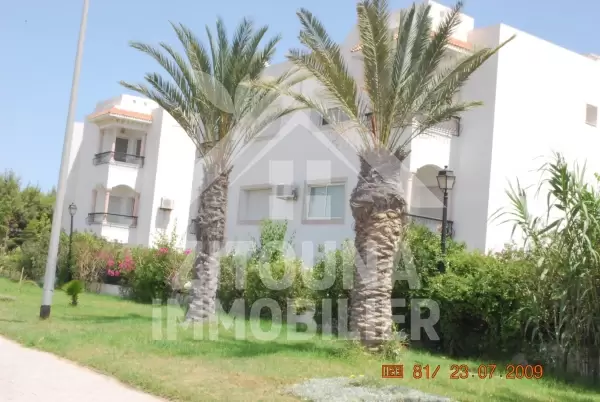 Bel appartement en parfait état au deuxième étage