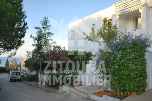 Une belle villa sur la corniche de la marsa