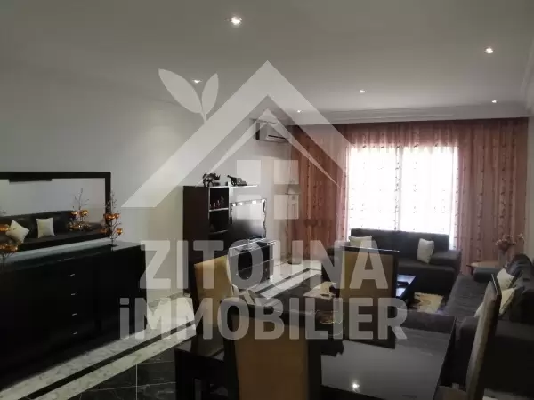 Appartement richement meublé