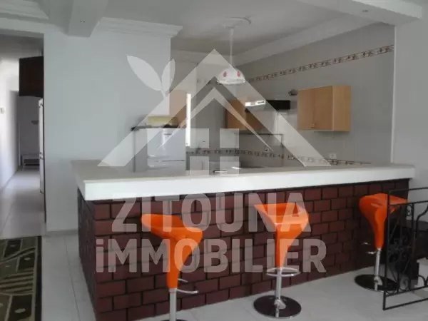 Etage de villa à louer meublé