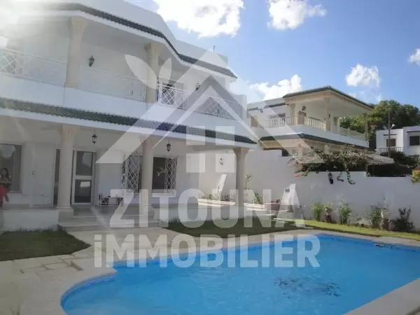 Villa à louer à gammarth vue sur mer