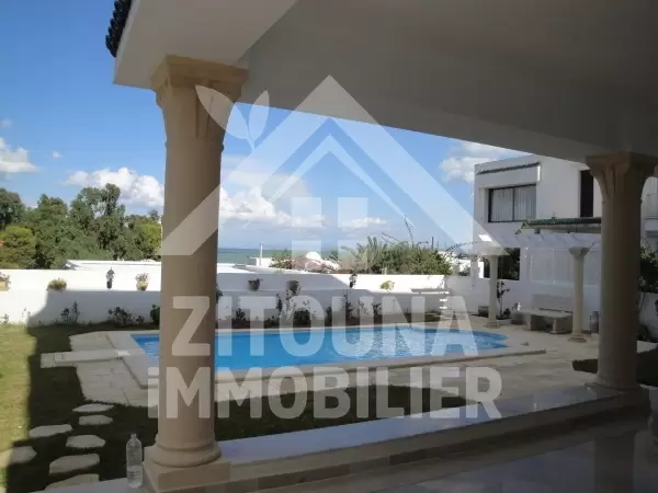 Villa à louer à gammarth vue sur mer