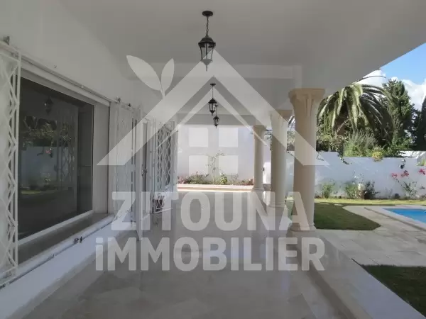 Villa à louer à gammarth vue sur mer