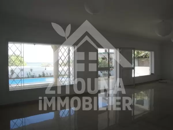 Villa à louer à gammarth vue sur mer