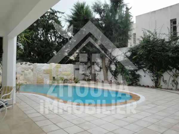 Magnifique villa avec piscine