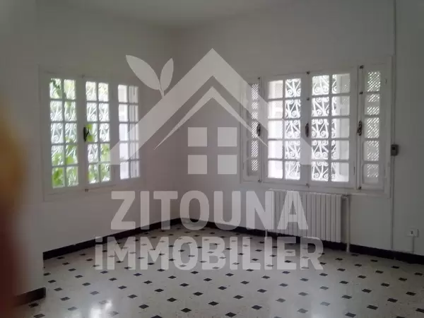 Villa à louer avec piscine