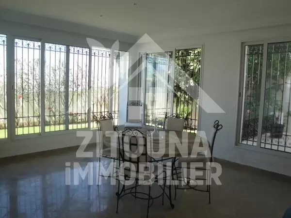 Villa sur trois niveaux