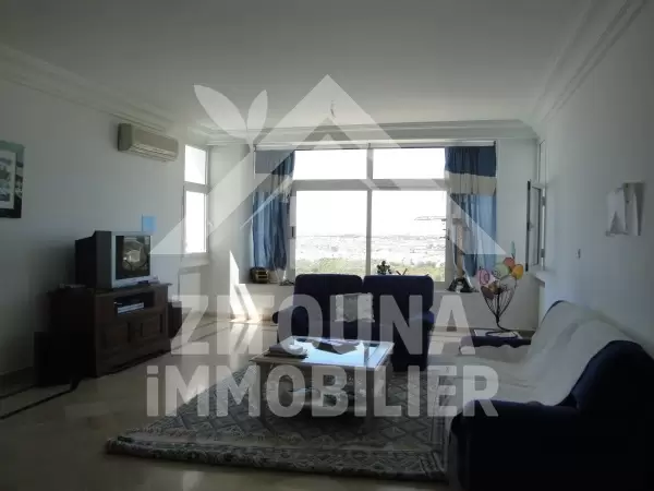 Villa sur trois niveaux