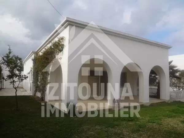 Villa à Louer à Gammarth