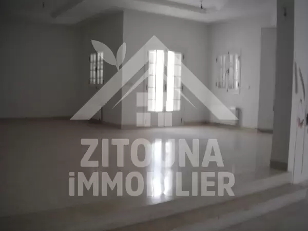 Grande villa à louer