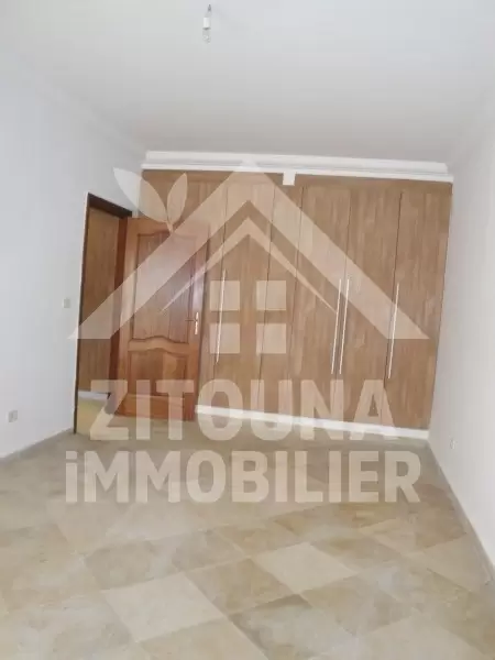 Rez de chaussée à louer