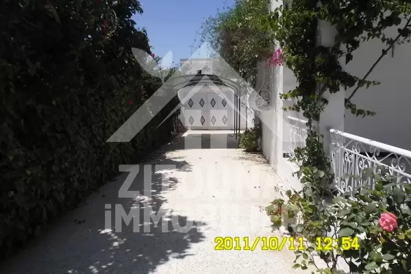 Rez de chaussée a louer