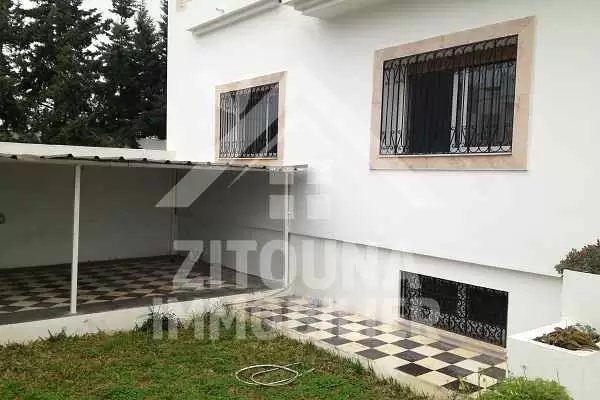 Un rez de chaussée en très bonne état