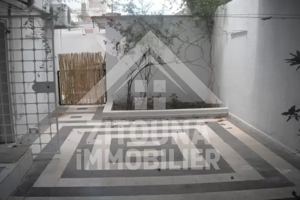 Rez de chaussé de villa à louer