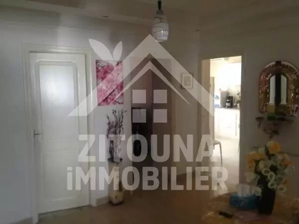A Vendre bel appartement à la Marsa ville