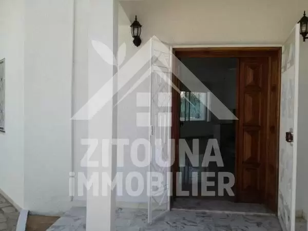 Une villa a louer avec une vue ....