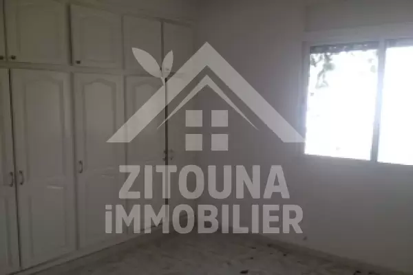 A vendre bel appartement à Hammamet