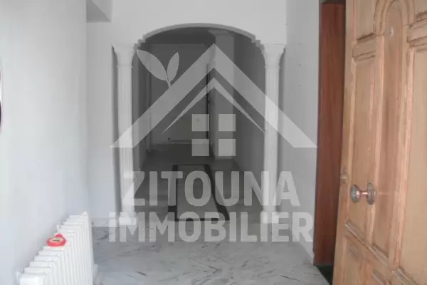 A louer un bel appartement à la Marsa plage