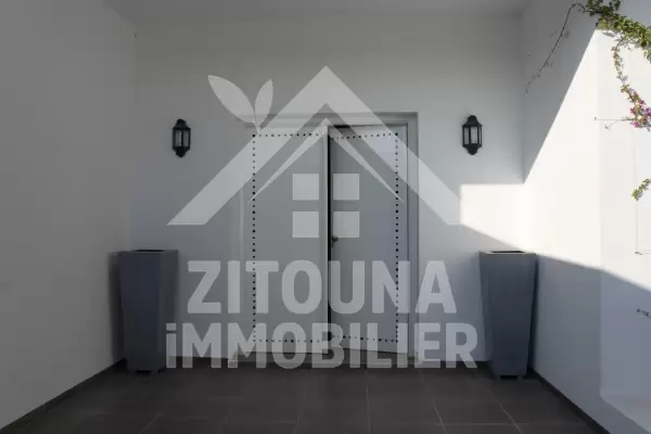 Villa moderne à vendre à Gammarth