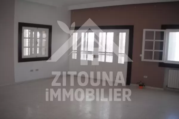 Rez de chaussée de villa à louer