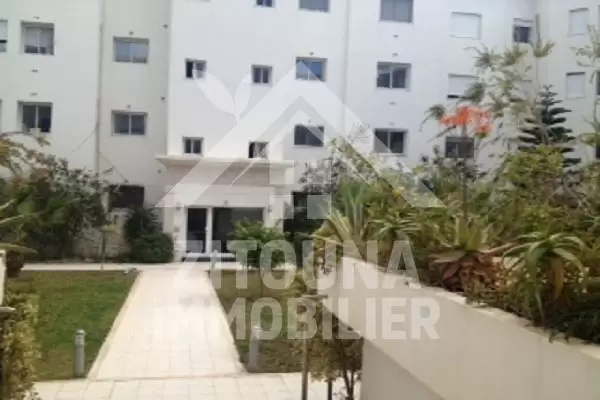 A louer un bel appartement à Lac 2