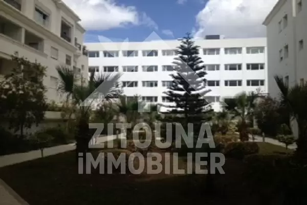A louer un bel appartement à Lac 2