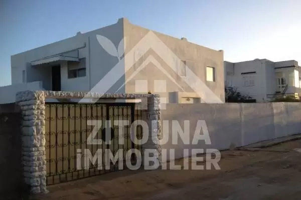 A vendre villa à Gammarth village proche marina