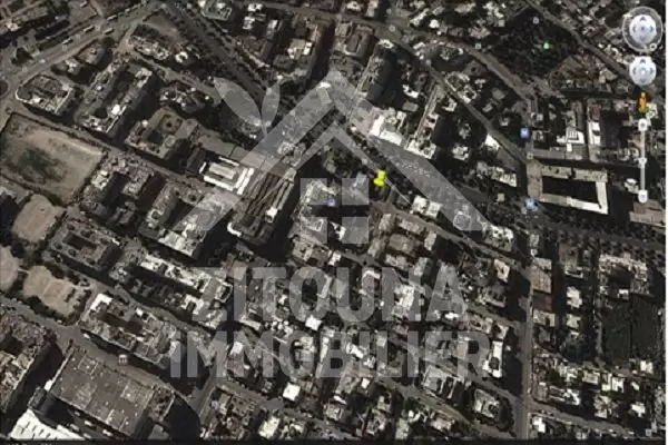 A vendre un terrain bien situé à Tunis