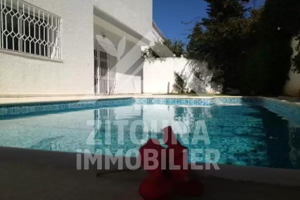 A louer belle villa à Gammarth