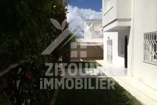 A louer belle villa à Gammarth