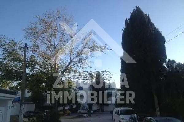 A louer un étage de villa à la marsa